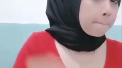 Bokep Indo Jilbab Nakal Kiki Palembang Indonesia
