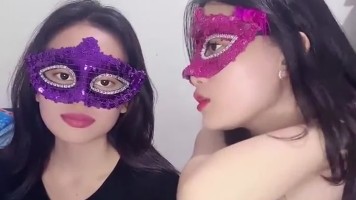 Makin Seru Evana Ajak Bestie Pamer Susu Indah HOT51
