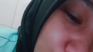 Bokep Indo Tante Amara Vcs Berkerudung Hitam