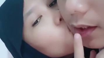 Aurelia Diajak Live Ngentot Bareng Pacar