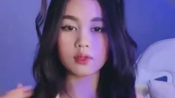 Kak Kilia Host Baru Aduhai Mango