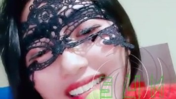 Fiora Colmek Pake Timun Show Part 1