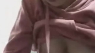 Cewe Hijab VCS Bikin Crot Doi