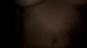 Pacarku Sange Bugil Omek Ngangkang di Mobil Ngewe Babe